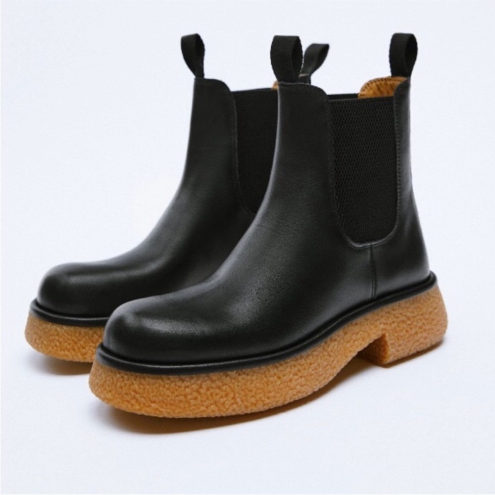 Zara Flat Leather Ankle Boots Black Size US 8